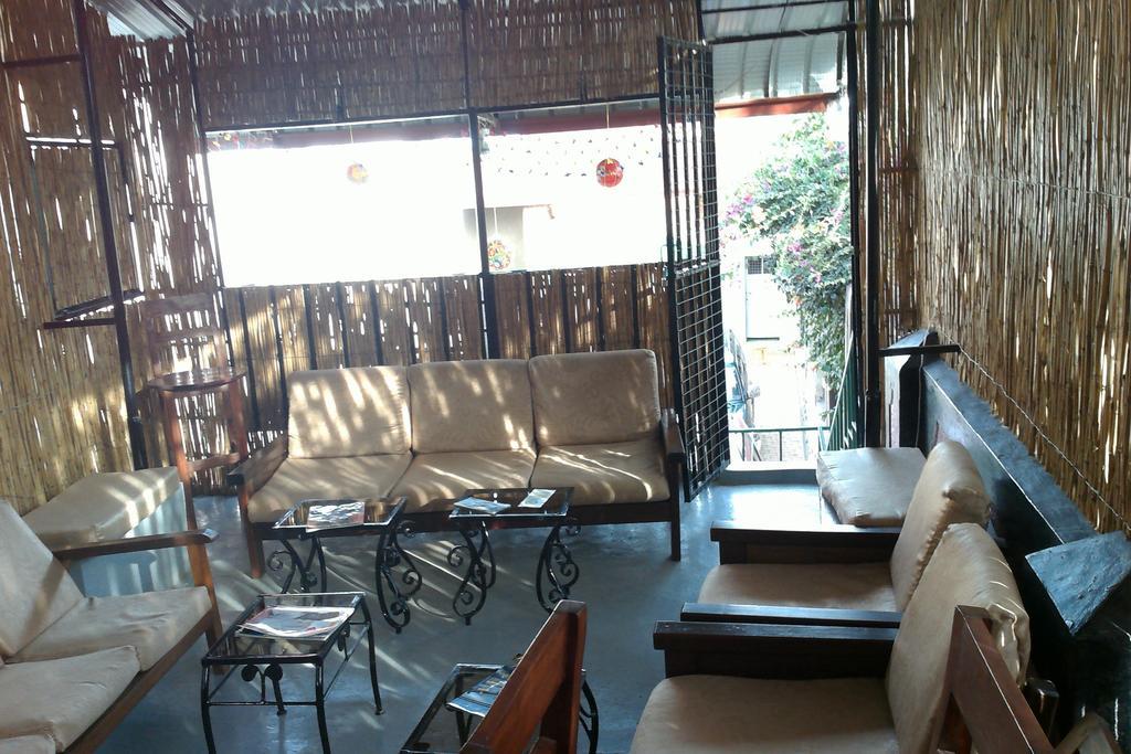 Bed and Breakfast Radius Guest Flats Кигали Номер фото